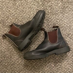 Dark brown Blundstone Boots